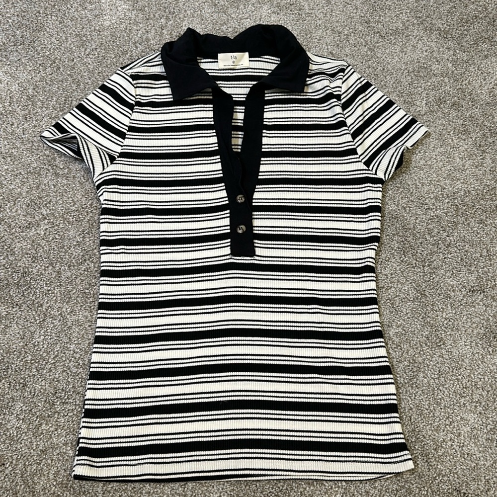 T:la v neck striped top
